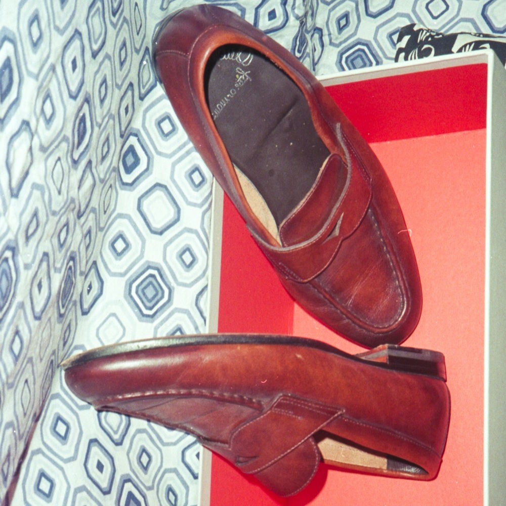 SMOOTH BROWN LEATHER ITALIAN SANTONI LOAFERS